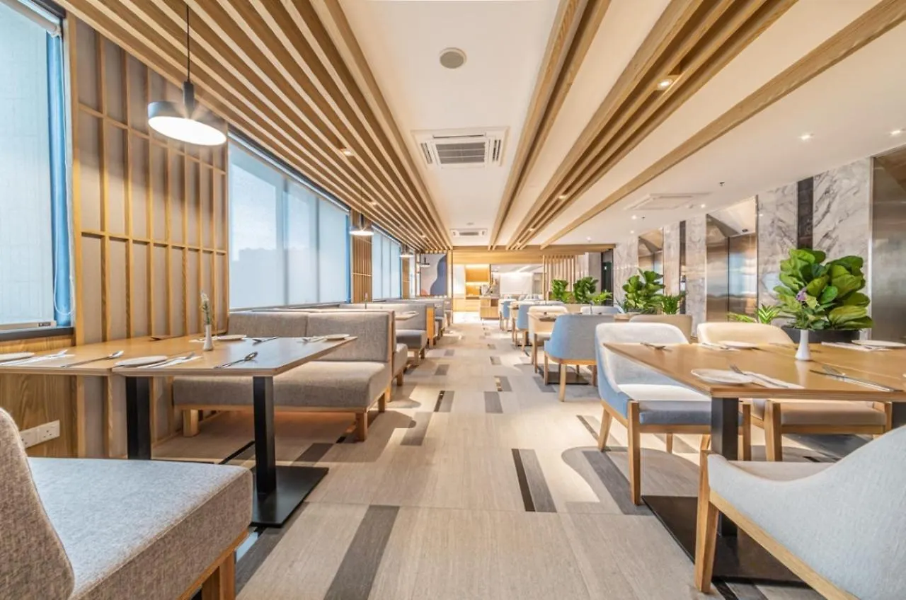 Fives Hotel Johor Bahru City Centre