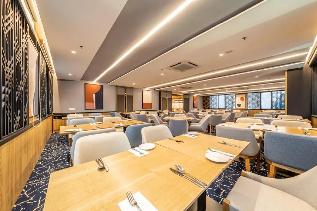 Fives Hotel Johor Bahru City Centre