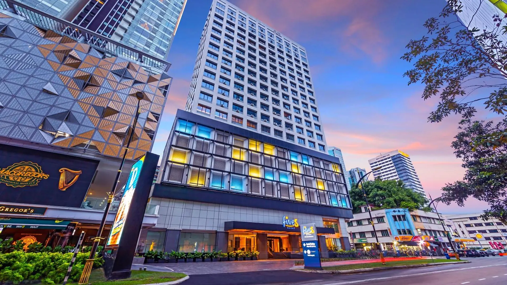 Fives Hotel Johor Bahru City Centre