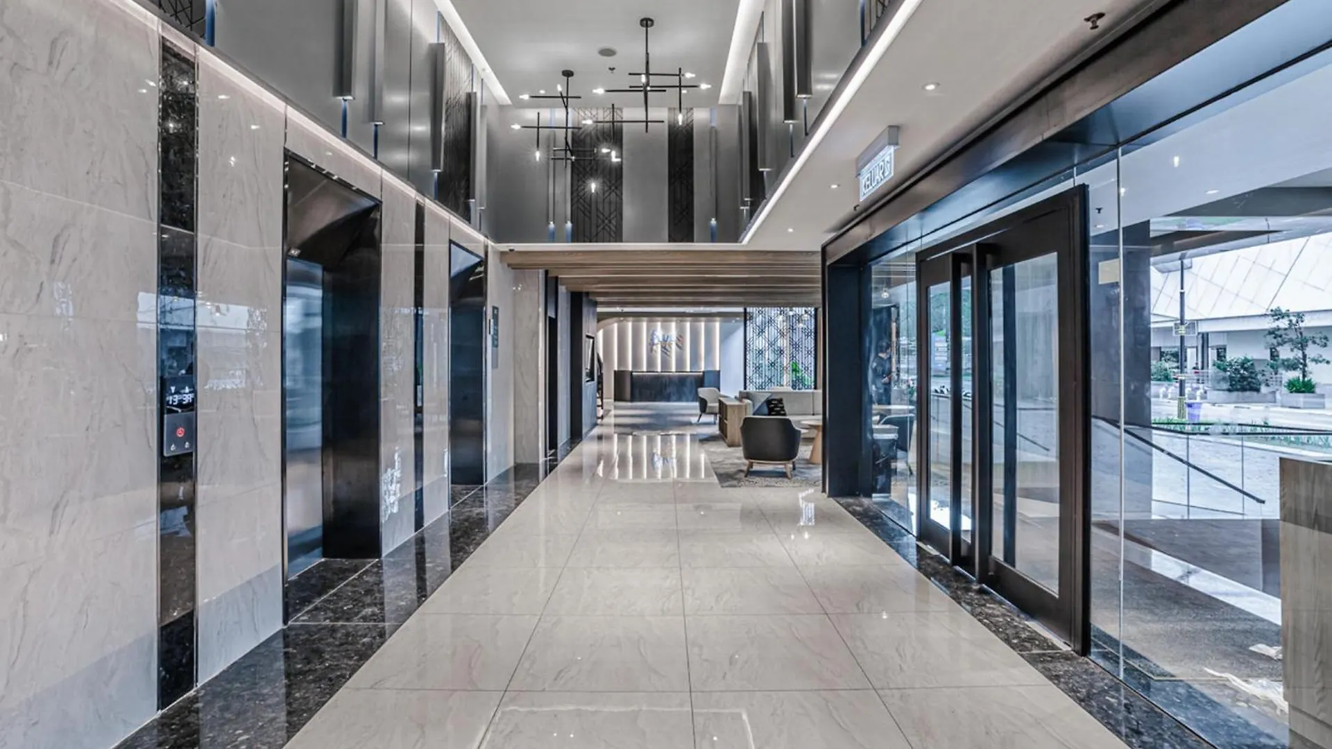 Fives Hotel Johor Bahru City Centre